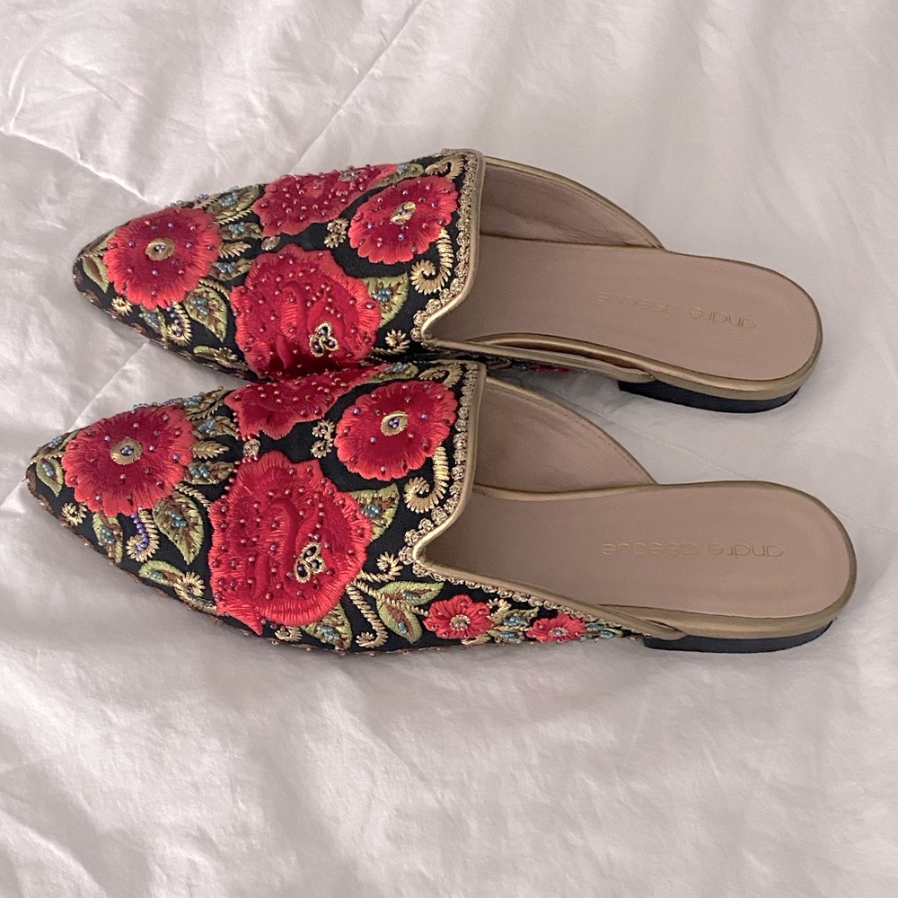Andre Assous  “Kosa” Floral Embroidered Mules sz 9 - Picture 7 of 8